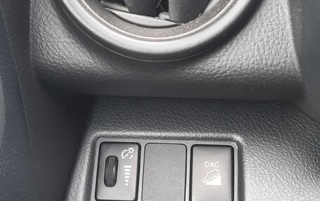 Toyota RAV4, 2010 год, 1 320 000 рублей, 14 фотография
