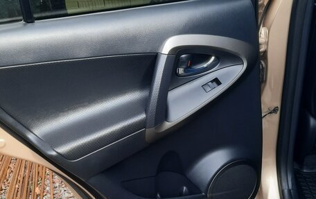 Toyota RAV4, 2010 год, 1 320 000 рублей, 23 фотография