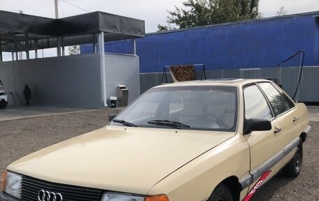 Audi 100, 1983 год, 180 000 рублей, 2 фотография