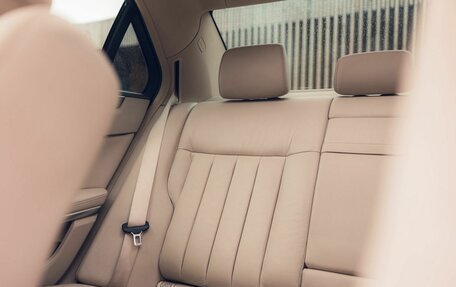 Mercedes-Benz E-Класс, 2013 год, 3 000 000 рублей, 4 фотография
