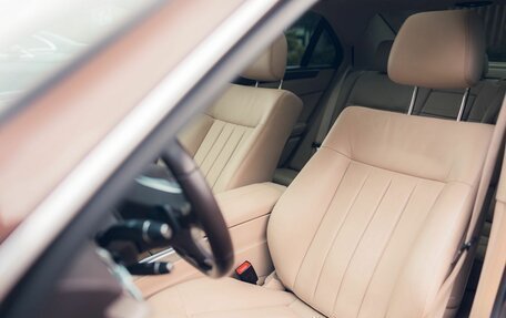 Mercedes-Benz E-Класс, 2013 год, 3 000 000 рублей, 6 фотография