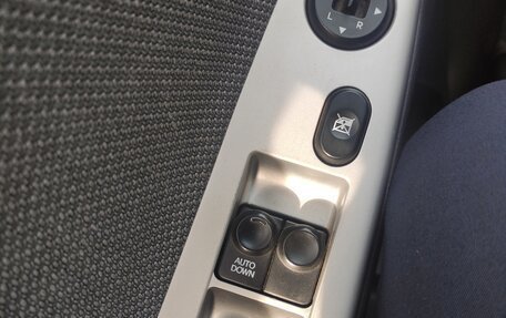 Hyundai Solaris II рестайлинг, 2011 год, 700 000 рублей, 15 фотография