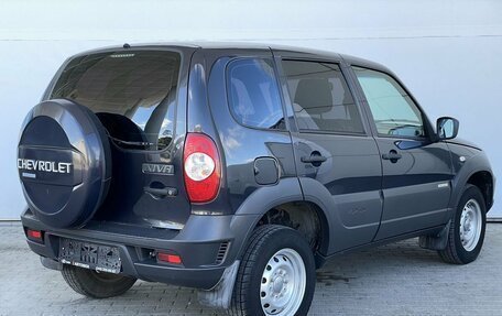 Chevrolet Niva I рестайлинг, 2016 год, 688 000 рублей, 5 фотография