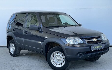 Chevrolet Niva I рестайлинг, 2016 год, 688 000 рублей, 3 фотография