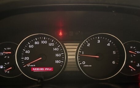 Toyota Land Cruiser 100 рестайлинг 2, 2004 год, 2 800 000 рублей, 22 фотография