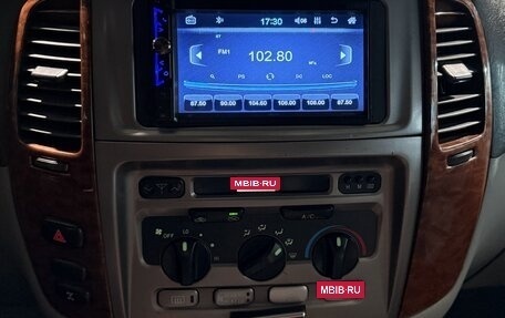 Toyota Land Cruiser 100 рестайлинг 2, 2004 год, 2 800 000 рублей, 24 фотография