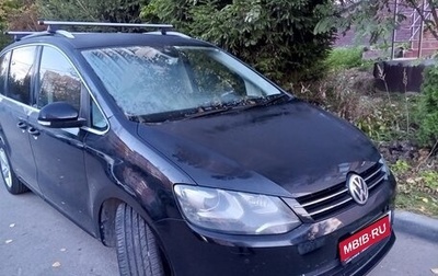 Volkswagen Sharan II, 2017 год, 2 000 000 рублей, 1 фотография
