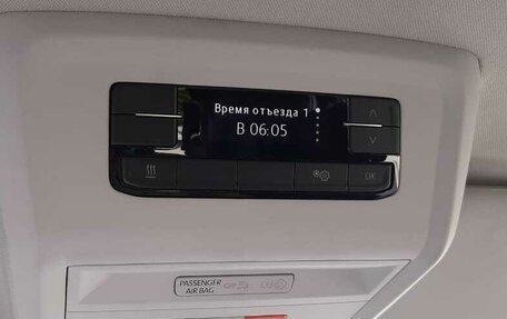 Volkswagen Multivan T6 рестайлинг, 2020 год, 5 000 000 рублей, 7 фотография