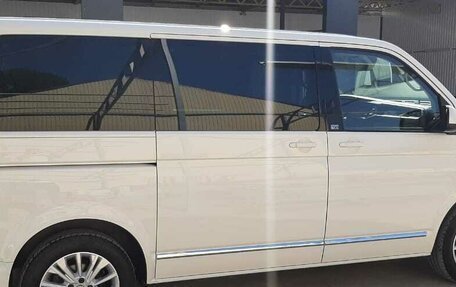 Volkswagen Multivan T6 рестайлинг, 2020 год, 5 000 000 рублей, 19 фотография