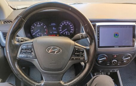 Hyundai Solaris II рестайлинг, 2018 год, 1 160 000 рублей, 7 фотография