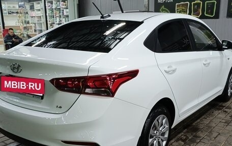 Hyundai Solaris II рестайлинг, 2018 год, 1 160 000 рублей, 6 фотография