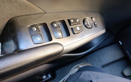 Hyundai Solaris II рестайлинг, 2018 год, 1 160 000 рублей, 10 фотография