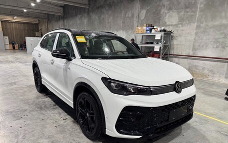 Volkswagen Tiguan, 2025 год, 4 560 000 рублей, 3 фотография