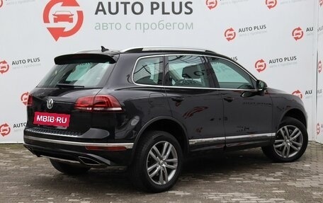 Volkswagen Touareg III, 2016 год, 2 349 000 рублей, 2 фотография