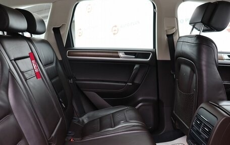 Volkswagen Touareg III, 2016 год, 2 349 000 рублей, 16 фотография