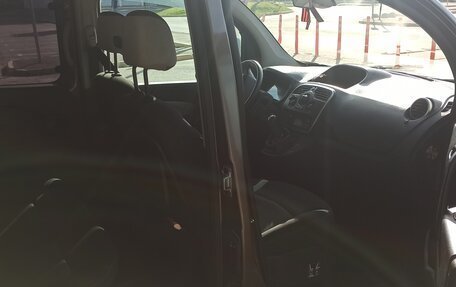 Renault Kangoo II рестайлинг, 2013 год, 700 000 рублей, 12 фотография