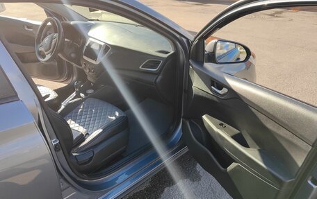 Hyundai Solaris II рестайлинг, 2017 год, 1 050 000 рублей, 12 фотография