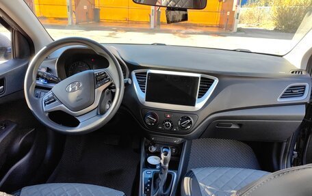 Hyundai Solaris II рестайлинг, 2017 год, 1 050 000 рублей, 16 фотография