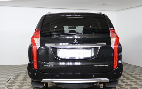 Mitsubishi Pajero Sport III рестайлинг, 2017 год, 2 699 990 рублей, 6 фотография