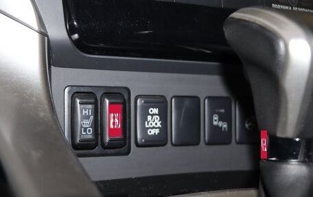 Mitsubishi Pajero Sport III рестайлинг, 2017 год, 2 699 990 рублей, 24 фотография