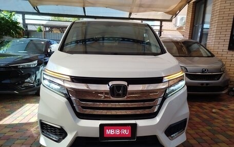 Honda Stepwgn IV, 2019 год, 2 559 000 рублей, 1 фотография