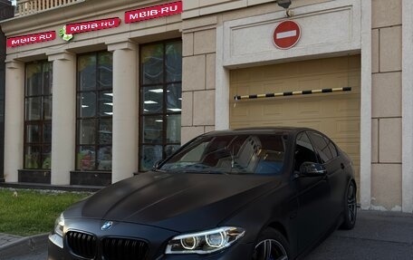 BMW 5 серия, 2015 год, 2 000 000 рублей, 1 фотография