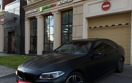 BMW 5 серия, 2015 год, 2 000 000 рублей, 3 фотография