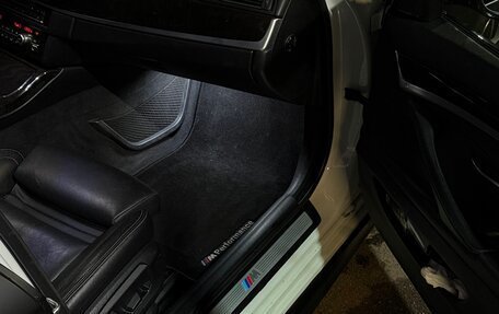 BMW 5 серия, 2015 год, 2 000 000 рублей, 18 фотография