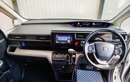 Honda Stepwgn IV, 2019 год, 2 559 000 рублей, 16 фотография