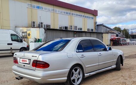 Mercedes-Benz E-Класс, 1997 год, 399 000 рублей, 2 фотография
