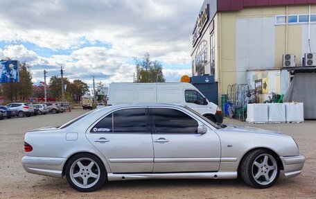Mercedes-Benz E-Класс, 1997 год, 399 000 рублей, 7 фотография