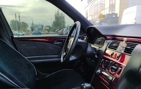 Mercedes-Benz E-Класс, 1997 год, 399 000 рублей, 10 фотография