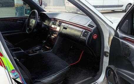 Mercedes-Benz E-Класс, 1997 год, 399 000 рублей, 9 фотография