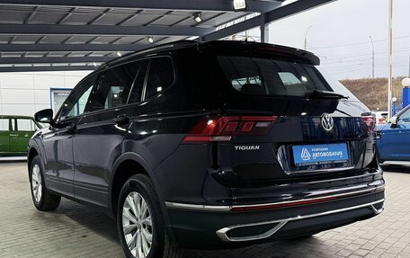 Volkswagen Tiguan II, 2020 год, 2 449 000 рублей, 3 фотография