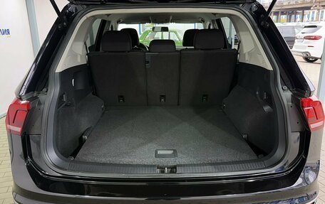 Volkswagen Tiguan II, 2020 год, 2 449 000 рублей, 9 фотография