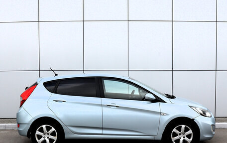 Hyundai Solaris II рестайлинг, 2011 год, 590 000 рублей, 5 фотография