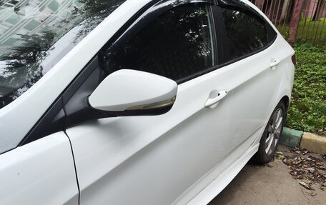 Hyundai Solaris II рестайлинг, 2014 год, 750 000 рублей, 3 фотография