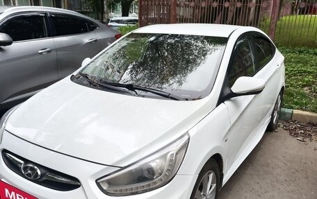 Hyundai Solaris II рестайлинг, 2014 год, 750 000 рублей, 2 фотография