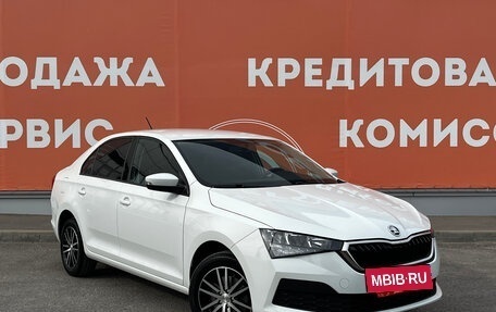 Skoda Rapid II, 2020 год, 1 620 000 рублей, 3 фотография