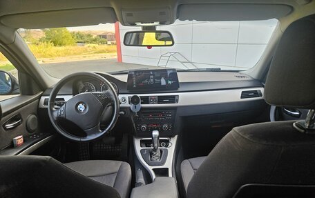 BMW 3 серия, 2010 год, 810 000 рублей, 10 фотография