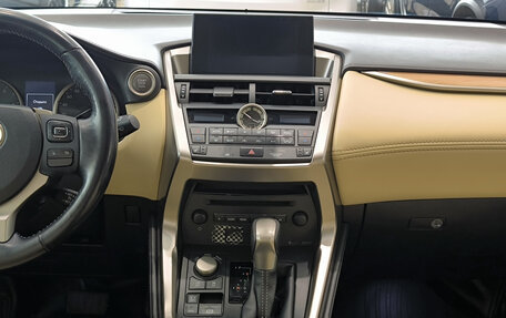 Lexus NX I, 2015 год, 2 695 000 рублей, 15 фотография