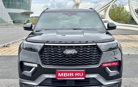 Ford Explorer VI, 2021 год, 2 900 000 рублей, 2 фотография