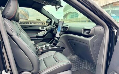 Ford Explorer VI, 2021 год, 2 900 000 рублей, 7 фотография