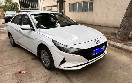 Hyundai Elantra, 2021 год, 1 450 000 рублей, 3 фотография