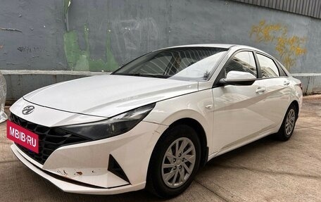 Hyundai Elantra, 2021 год, 1 450 000 рублей, 4 фотография