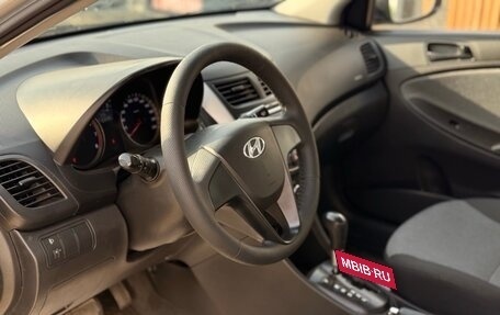 Hyundai Solaris II рестайлинг, 2013 год, 690 000 рублей, 8 фотография
