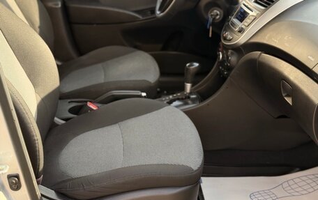 Hyundai Solaris II рестайлинг, 2013 год, 690 000 рублей, 18 фотография