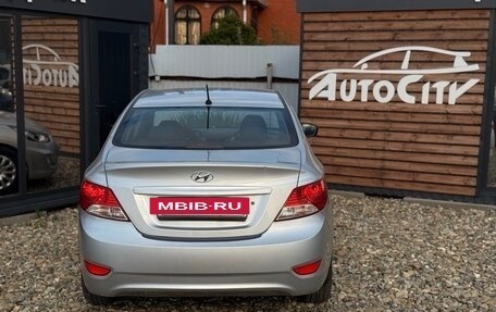 Hyundai Solaris II рестайлинг, 2013 год, 690 000 рублей, 19 фотография