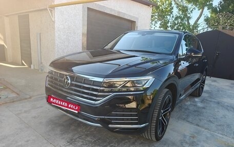 Volkswagen Touareg III, 2021 год, 5 450 000 рублей, 2 фотография