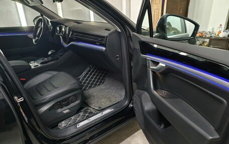 Volkswagen Touareg III, 2021 год, 5 450 000 рублей, 10 фотография